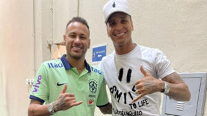 Neymar e Deyverson juntos em Cuiabá - Crédito: 