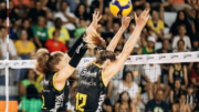 Jogadoras de vôlei do Praia Clube (foto: Eliezer Esportes/Praia Clube)