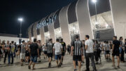 Torcedores do Atlético poderão acompanhar o jogo contra o Flamengo na esplanada da Arena MRV (foto: Daniela Veiga/Atlético)