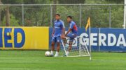 Fernando e Tevis, atacantes do Cruzeiro (foto: João Victor Pena/No Ataque)