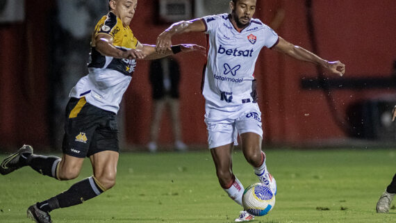 No primeiro turno, Vitória venceu por 2 a 1 (foto: Divulgação/Vitória)