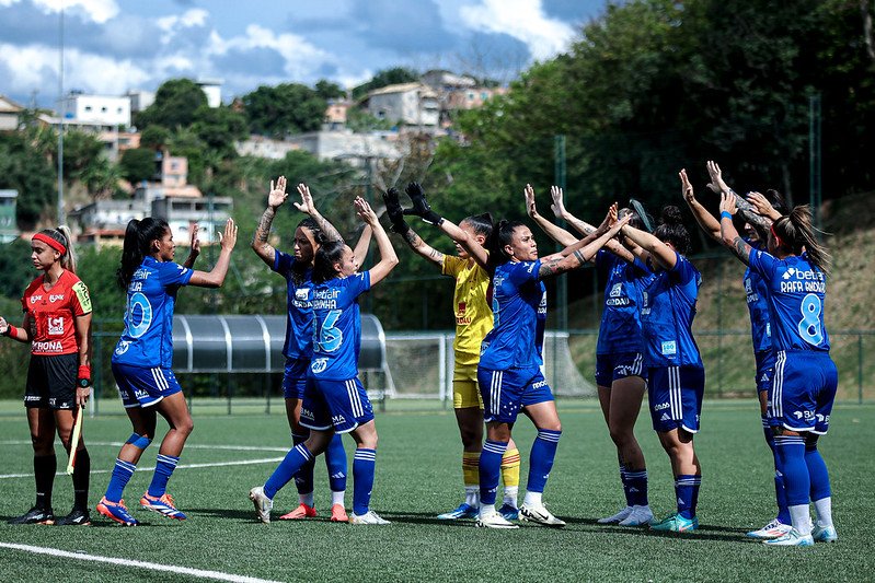 Cruzeiro vem de goleada, por 6 a 0, sobre o Nacional VRB, pela semifinal do Mineiro Feminino (foto: Gustavo Martins/ Cruzeiro)
