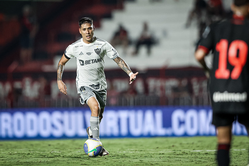 Zaracho deve voltar ao time titular do Atlético diante do Flamengo - (foto: Pedro Souza/Atlético)