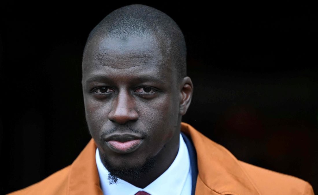Benjamin Mendy foi inocentado de seis acusações de estupro (foto: Oli SCARFF / AFP)