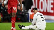 Jude Bellingham durante Liverpool x Real Madrid (foto: Oli Scarff/AFP)