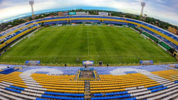 Estádio Feliciano Cáceres, em Luque, no Paraguai (foto: Divulgação/Sportivo Luqueño)