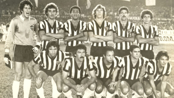 Jogadores do Atlético antes da final do Brasileiro com Flamengo em 28 de maio de 1980 . Em pé: Joao Leite (entrevistado), Osmar Guarnelli, Luizinho, Orlando, Toninho Cerezo e Jorge Valença. Agachados: Pedrinho, Chicão, Reinaldo, Palhinha e Eder. (foto: Arquivo EM )