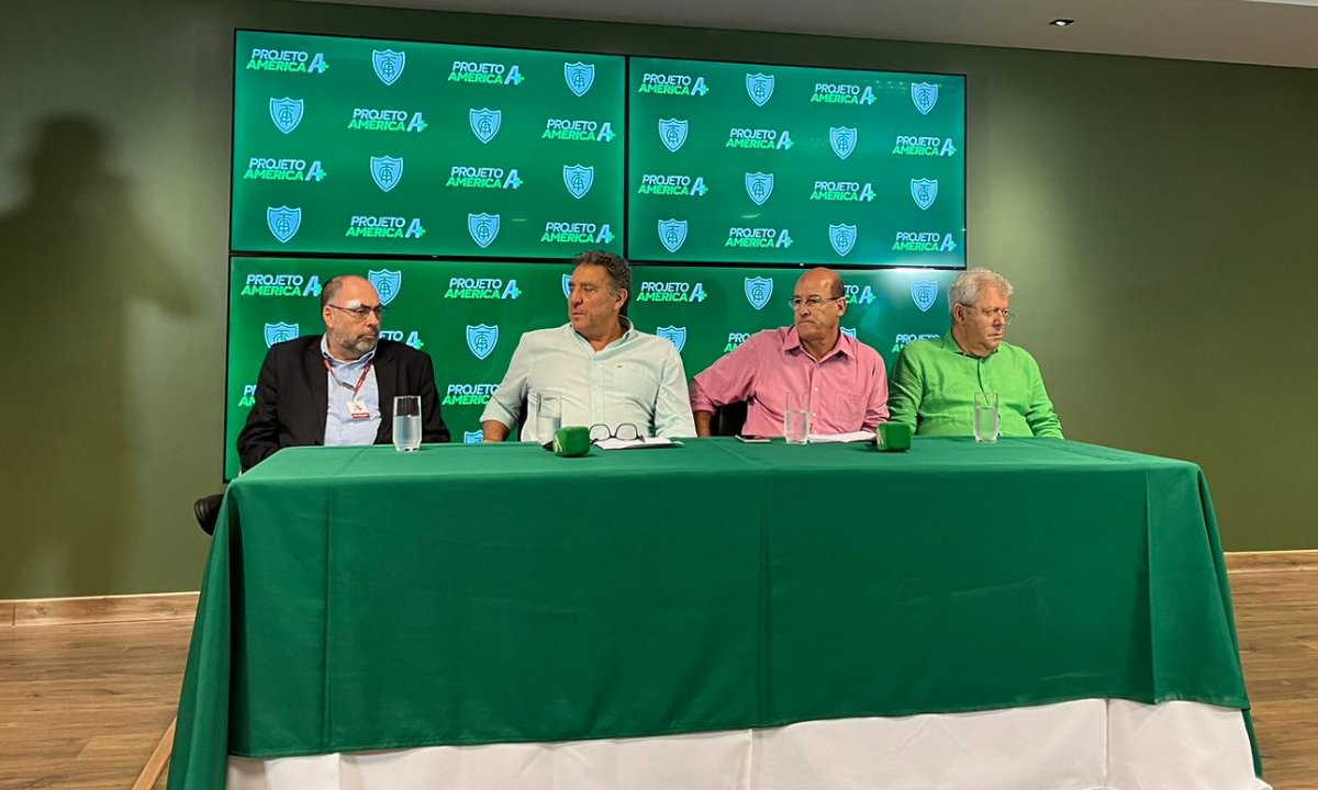 Henderson Rossi, Marcus Salum, Euler Araújo e Fernando Trivelato (foto: Izabela Baeta/No Ataque)