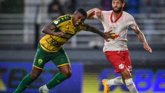 Lance de Bragantino x Cuiabá (foto: Divulgação / Bragantino)