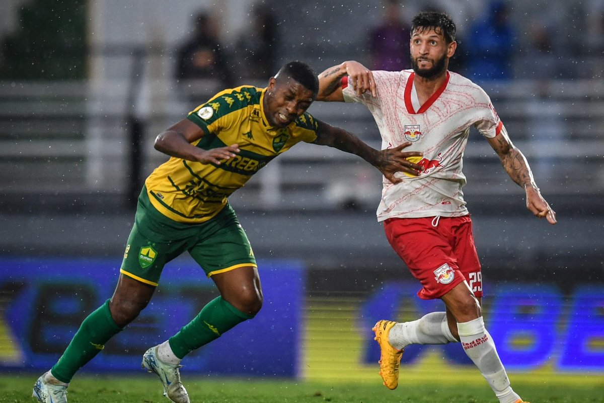 Lance de Bragantino x Cuiabá (foto: Divulgação / Bragantino)