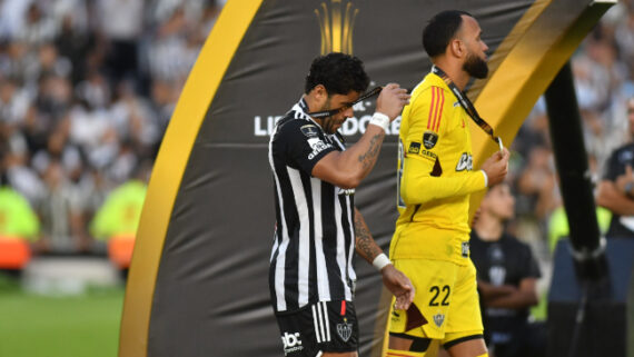 Hulk na final da Libertadores (foto: Alexandre Guzanshe/EM/D.A Press)