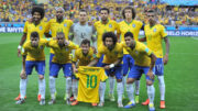 Jogadores do Brasil antes do 7 a 1 (foto: Alexandre Guzanshe/EM/D.A Press)