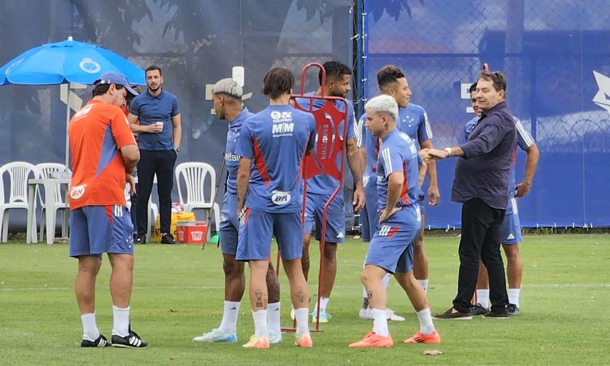 Treino do Cruzeiro na Toca da Raposa 2 (foto: João Victor Pena/No Ataque)