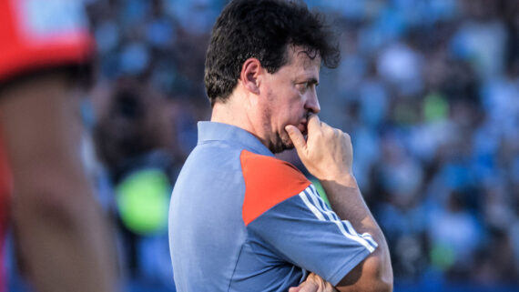 Técnico do Cruzeiro, Fernando Diniz (foto: Gustavo Aleixo/Cruzeiro)