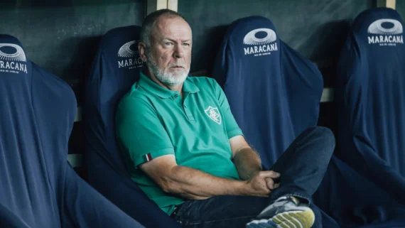 Mano Menezes, técnico do Fluminense (foto: Fluminense/Divulgação)