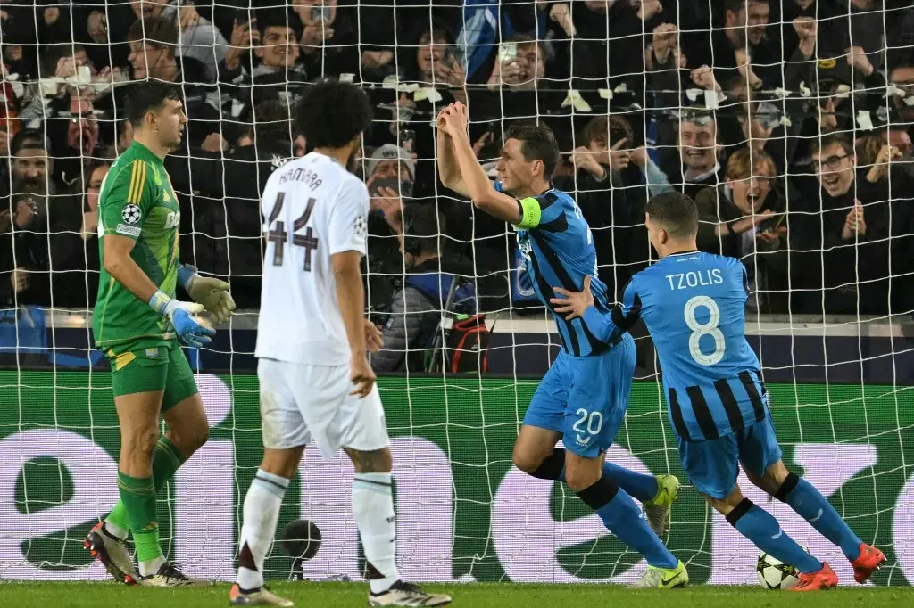 Club Brugge ganhou do Aston Villa pela Liga dos Campeões (foto: NICOLAS TUCAT/AFP)