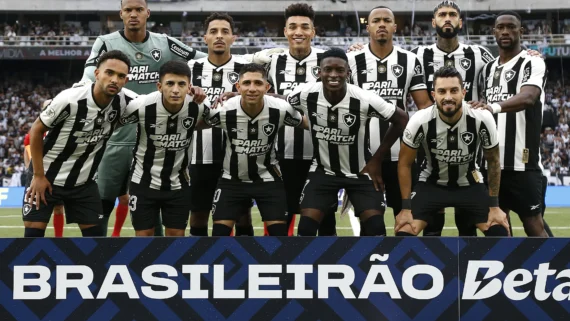 Botafogo lidera o Campeonato Brasileiro (foto: Vítor Silva/Botafogo)