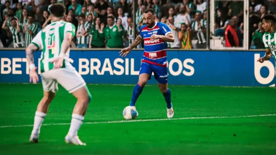 Moisés marcou um dos gols do Fortaleza (foto: Leonardo Moreira/FEC)