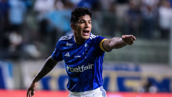 Lucas Romero, volante do Cruzeiro (foto: Gustavo Aleixo/Cruzeiro)