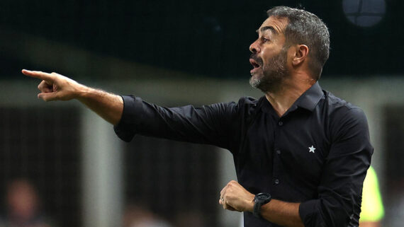 artur jorge, técnico do Botafogo (foto: Vitor Silva/Botafogo)