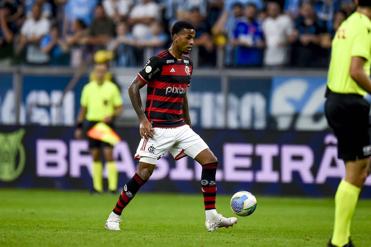 Cleiton, zagueiro do Flamengo (foto: Marcelo Cortes /CRF)