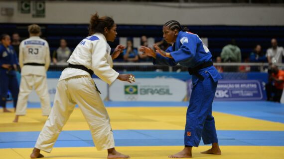 Rafaela Silva foi medalhista no Rio 2016 e Paris 2024 (foto: Túlio Santos/EM/D.A.Press)