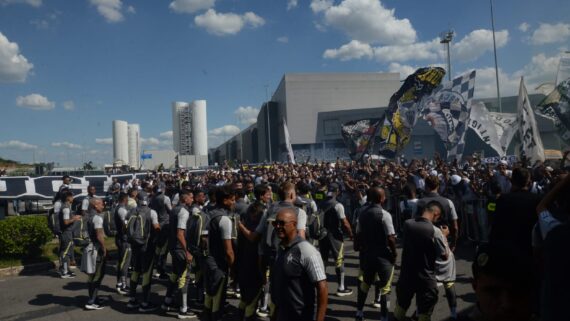 Torcida do Atlético embalou time com o clássico 