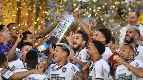 Botafogo conquistou Copa Libertadores de 2024 (foto: Alexandre Guzanshe/EM/D.Press)