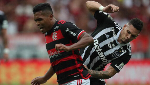 Alex Sandro, lateral-esquerdo do Flamengo (foto: Wagner Meier / GETTY IMAGES NORTH AMERICA / Getty Images via AFP)