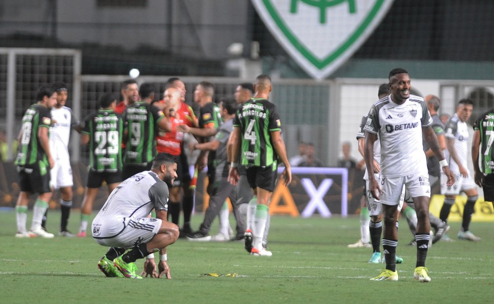 Atlético se classificou à final do Mineiro de 2024 após derrota para o América no Independência (foto: Alexandre Guzanshe/EM/D.A Press)