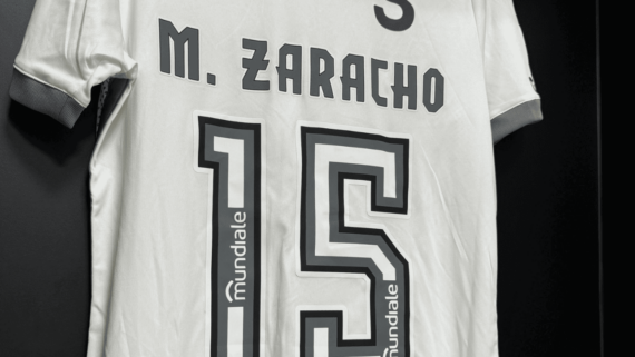 Camisa de Zaracho, meio-campista do Atlético (foto: Divulgação/Atlético)