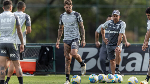 Jogadores do Atlético em treino na Cidade do Galo (foto: Pedro Souza/Atlético)