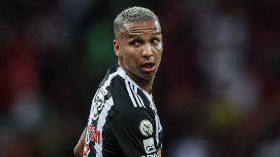 Deyverson durante Flamengo x Atlético (foto: Pedro Souza/Atlético)