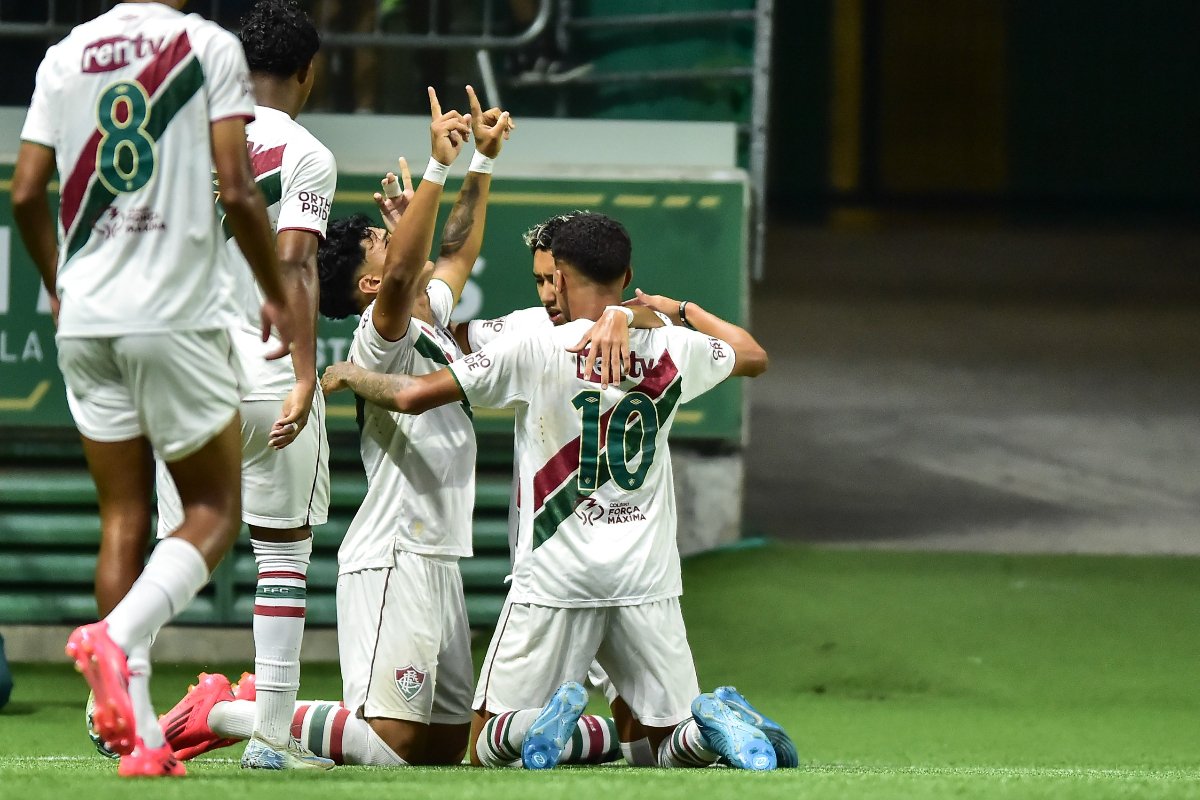 Jogadores do Fluminense comemorando (foto: Staff Images/CBF)