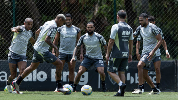 Jogadores do Atlético em treino na Cidade do Galo (foto: Pedro Souza/Atlético)