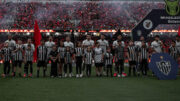 Jogadores do Atlético antes da partida contra o Athletico-PR (foto: Pedro Souza/Atlético)