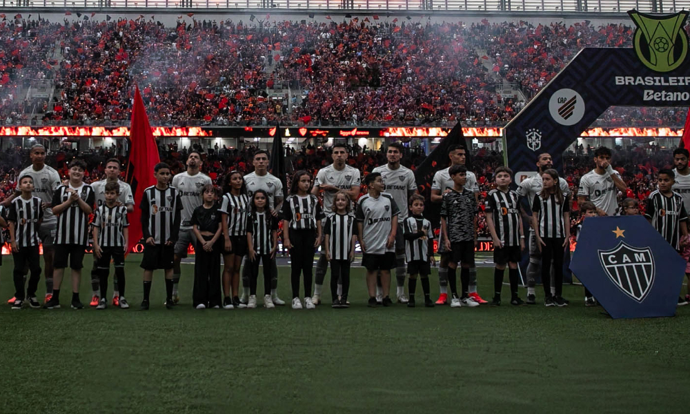 Jogadores do Atlético antes da partida contra o Athletico-PR - (foto: Pedro Souza/Atlético)