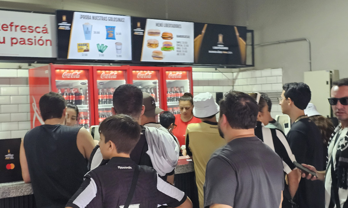 Atlético x Botafogo: veja preços de alimentos e bebidas no Monumental &#060; No Ataque