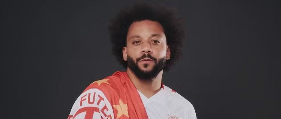 Marcelo deixou o Fluminense após desavença com Mano Menezes (foto: Reprodução)