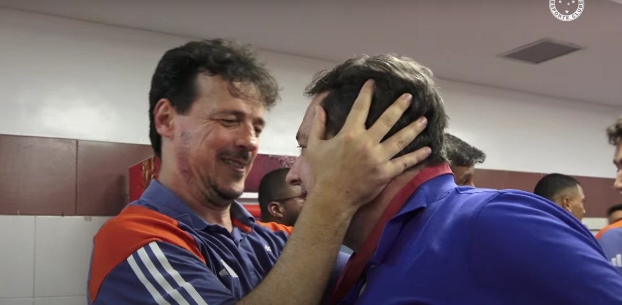 Fernando Diniz e Pedrinho, técnico e dono do Cruzeiro (foto: Reprodução/Cruzeiro)
