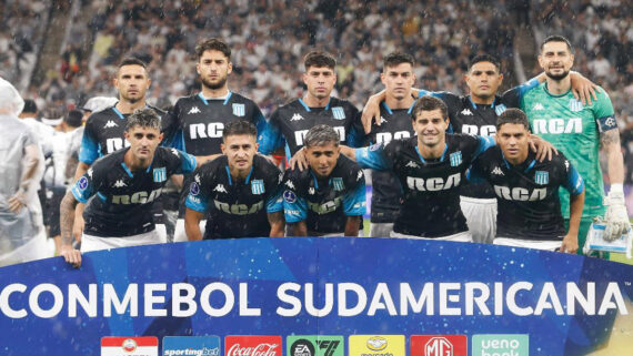 Racing eliminou o Corinthians na Copa Sul-Americana (foto: Miguel Schincariol/AFP)