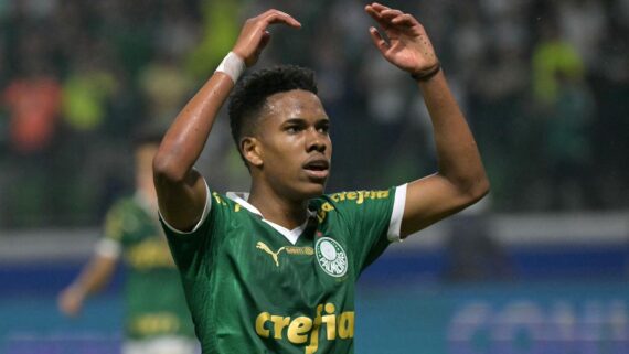 Estêvão Willian, atacante do Palmeiras (foto: NELSON ALMEIDA / AFP)