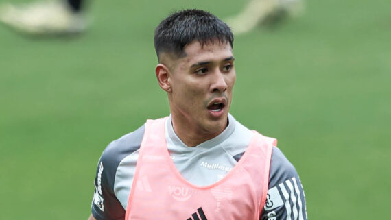 Zaracho em treino pelo Atlético na Cidade do Galo (foto: Pedro Souza/Atlético)