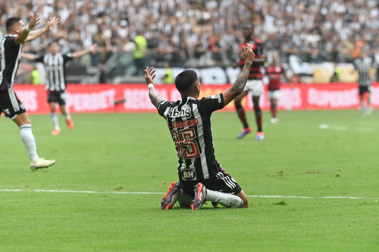 Atlético vive drama, perde e vê Flamengo ser campeão da Copa do Brasil na Arena MRV &#060; No Ataque