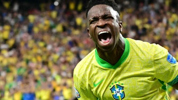 Vinícius Júnior, atacante do Real Madrid e da Seleção Brasileira (foto: Frederic J. Brown / AFP)