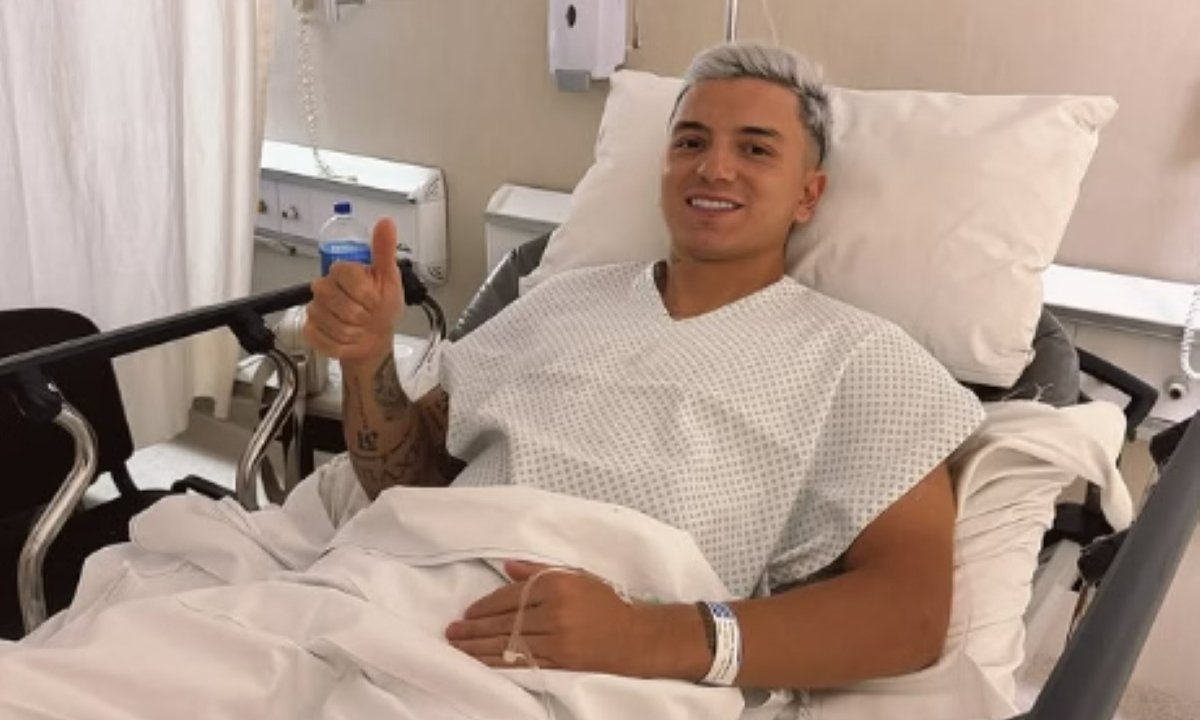 Barreal em cama de hospital (foto: Reprodução/Instagram)