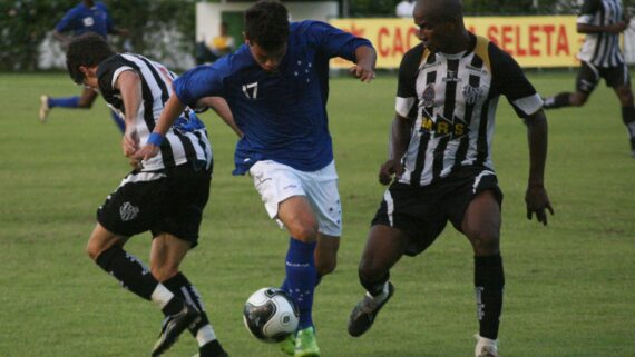 Bernardo, do Cruzeiro (foto: Fernando Souza/Esp. EM/D. A Press)