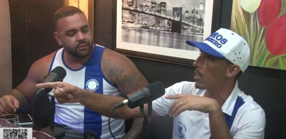 Arthur Guedes, presidente da Máfia Azul, e Wagner Messias, vice-presidente da organizada (foto: Reprodução)