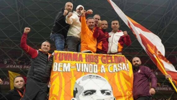 Torcedores do Galatasaray (foto: Divulgação / redes sociais )