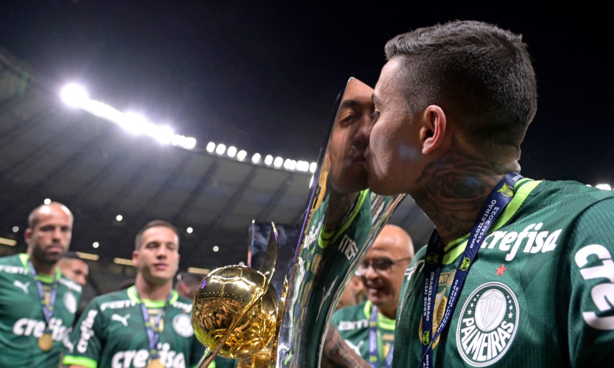 Dudu ergueu muitas taças pelo Palmeiras (foto: AFP)